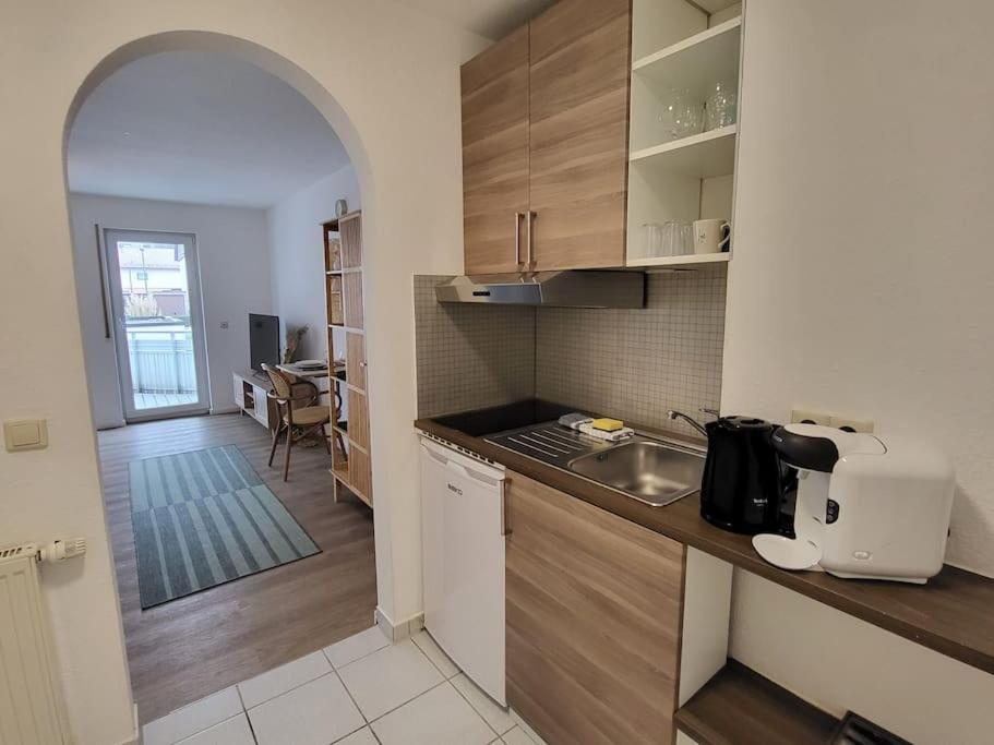 Studio-Priv.Parkplatz-Balkon-Wlan-Netflix-Smarttv Apartment Deizisau Bagian luar foto